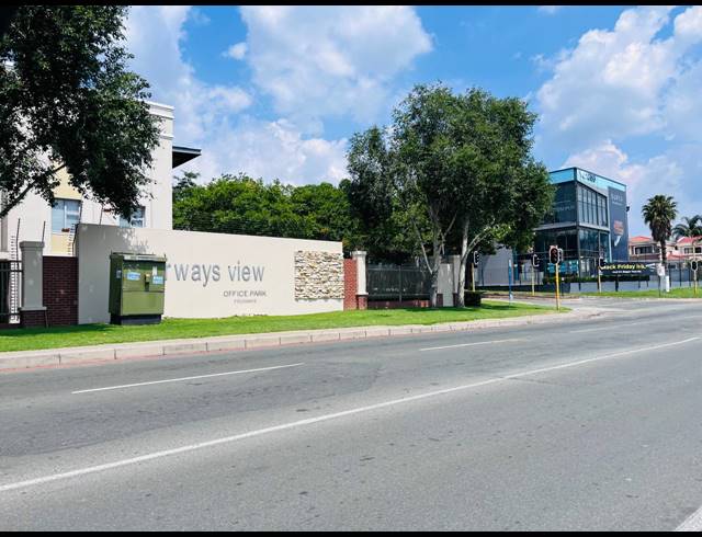 230M² OFFICE FOR SALE IN FOURWAYS